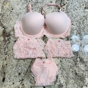 NWT/NWOT *Bundle* Victoria's Secret Bra + Underwear (36C + S/XS underwear)